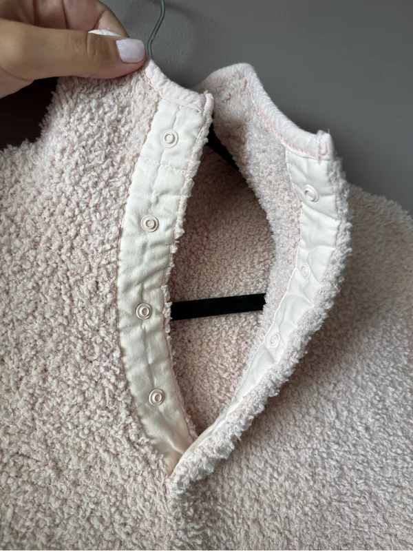 Skims Women’s Powder Pink Teddy Bouclé Sherpa High Neck Fleece Size S/M - Image 3