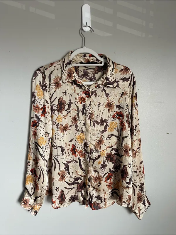 ZARA | Tan Floral Textured Button-Front Blouse Sz XL - Image 2