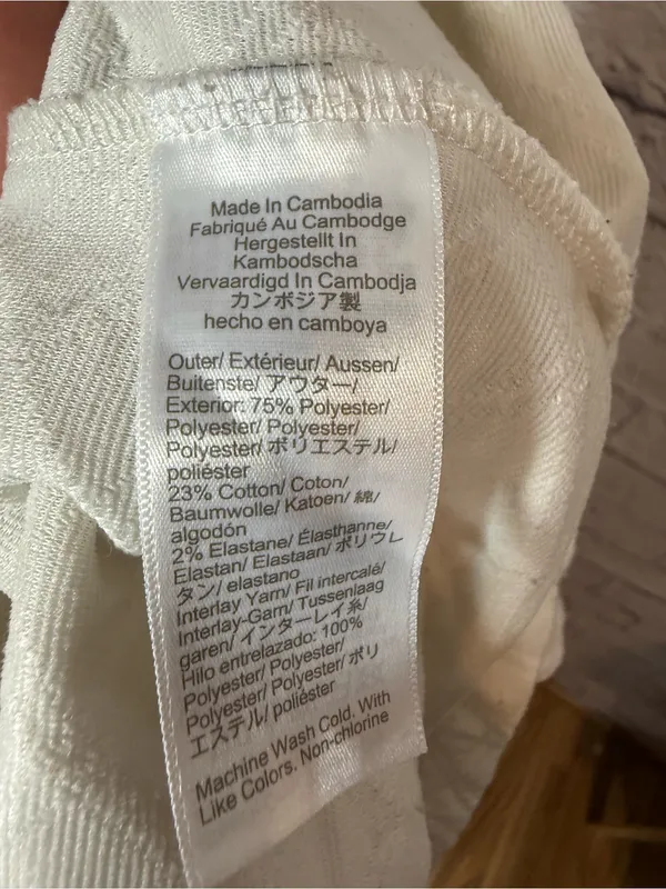 J. Crew Cream Quilted Turtleneck Pullover Large - Image 6