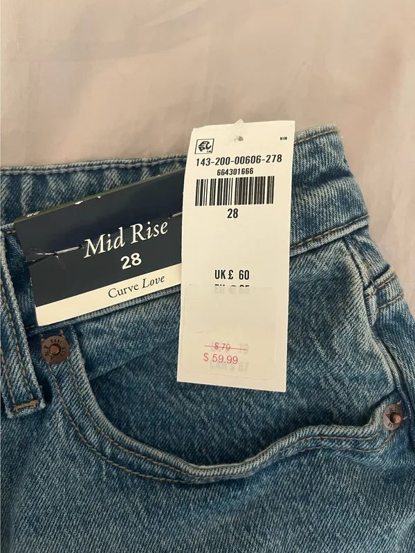 Abercrombie and Fitch curve love skirt - Image 4