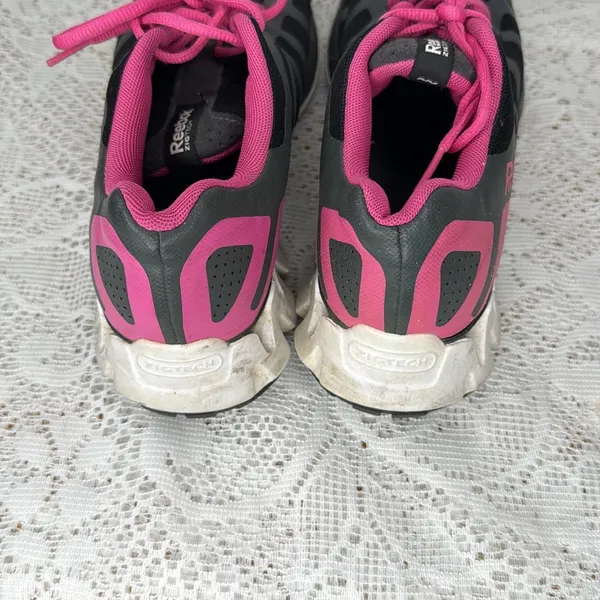 Reebok zig tech shark 3.0 pink black running shoes sz 8 - Image 5