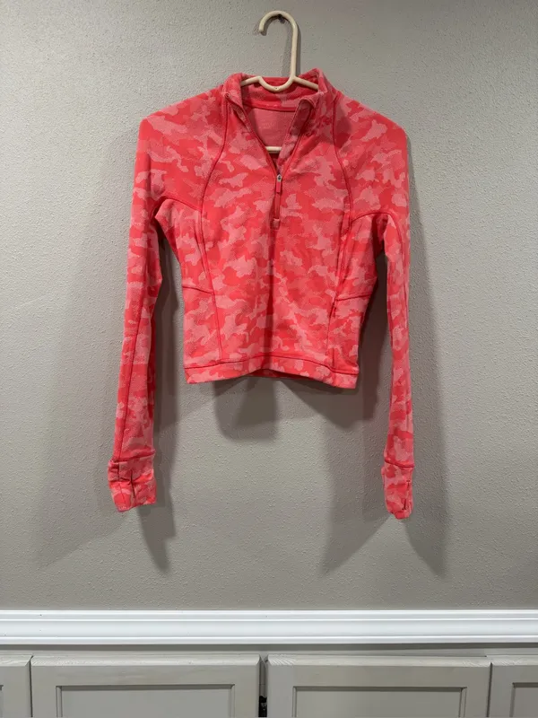 Lululemon it’s Rulu Run Cropped Half Zip Pink Camo - Image 2