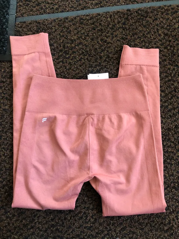 Fabletics High-Waisted Seamless Rib 7/8 Leggings - Image 4