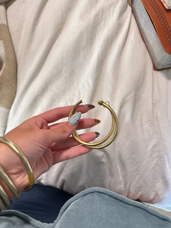Sheila Fajl Sheila Hoops - Image 4