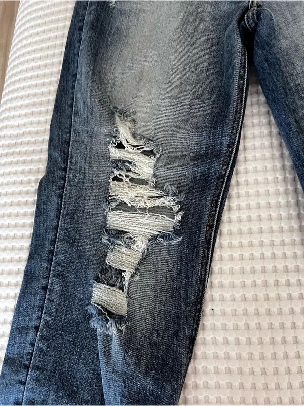 Risen Distressed Jeans Size 11/12 Blue - Image 3