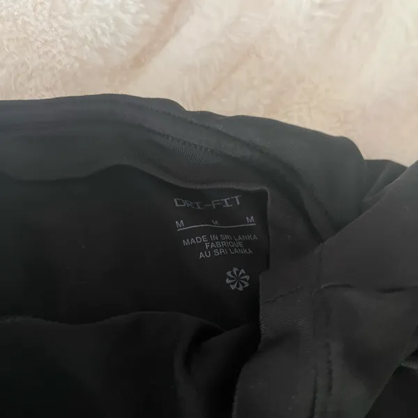 Nike Black Long Sleeve T-Shirt - Image 2