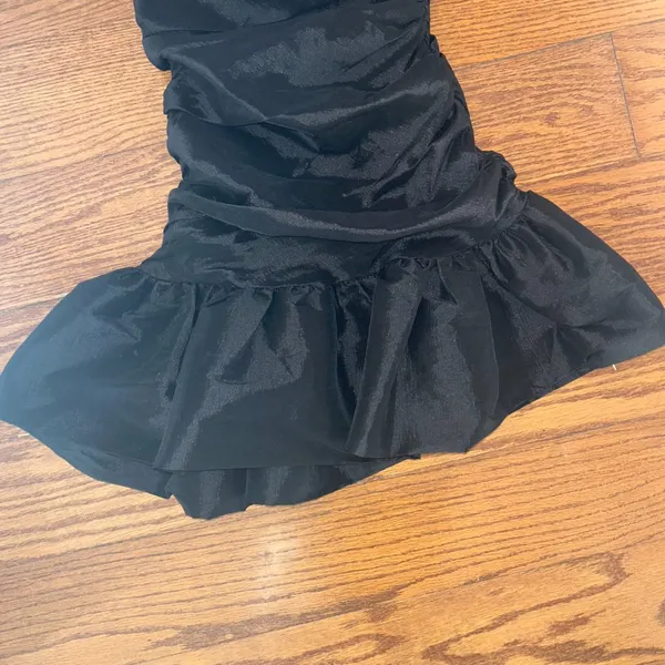 Do+Be Ruched Strapless Black Bubble Hem Cocktail Mini Dress Size Small - Image 4