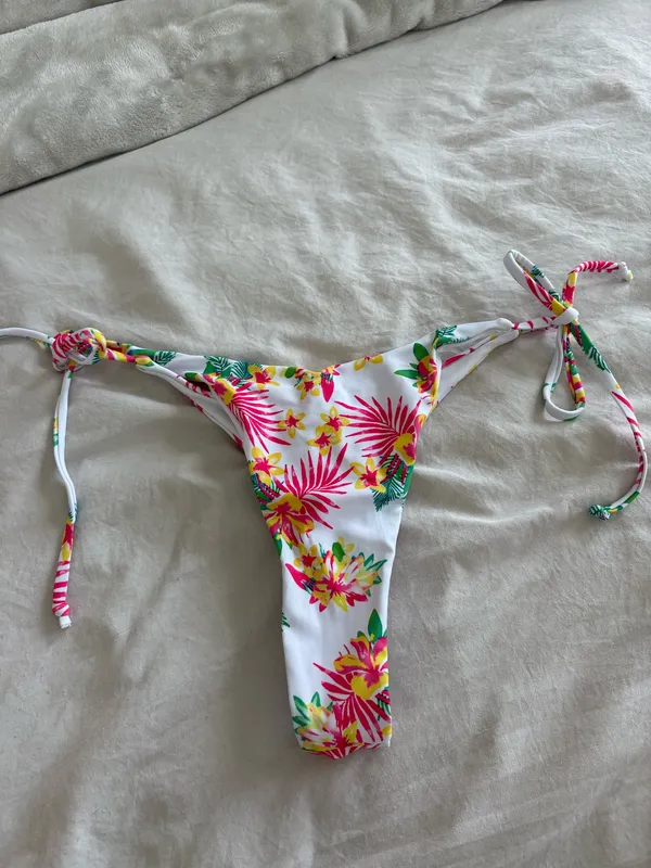 Floral bathing suit Multiple Size M - Image 4