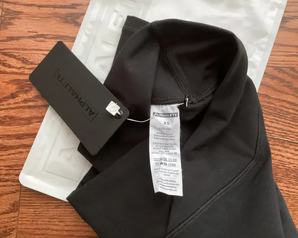 Alphalete Surface Power Shorts XS - Image 6