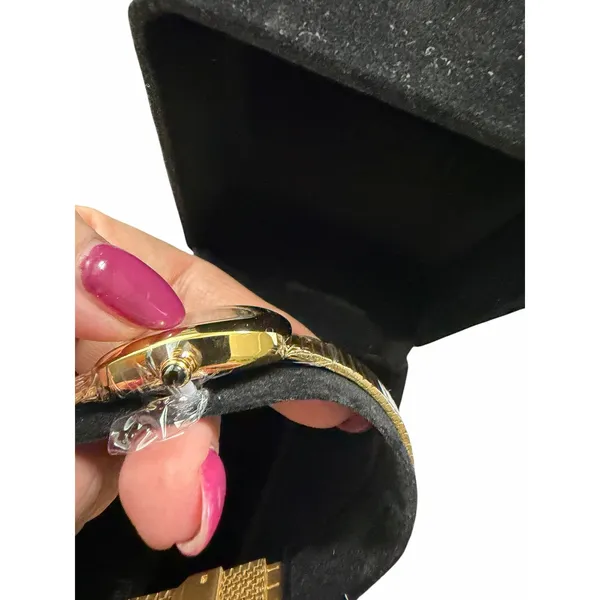 NWOT Heaven Mayhem Gold Tone Oval Watch - Image 5