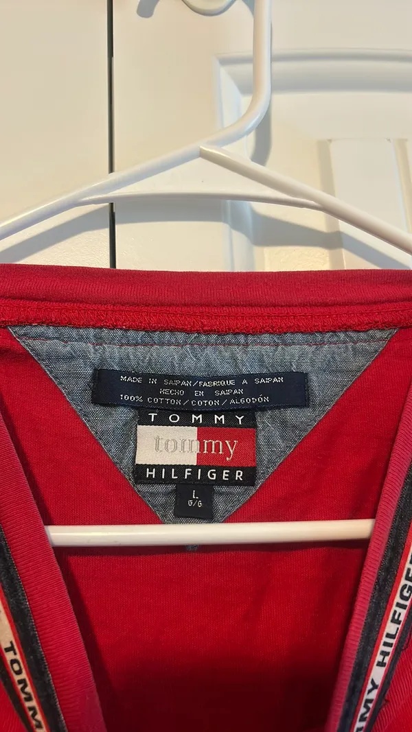 Tommy Hilfiger Vintage Tee  - Image 3