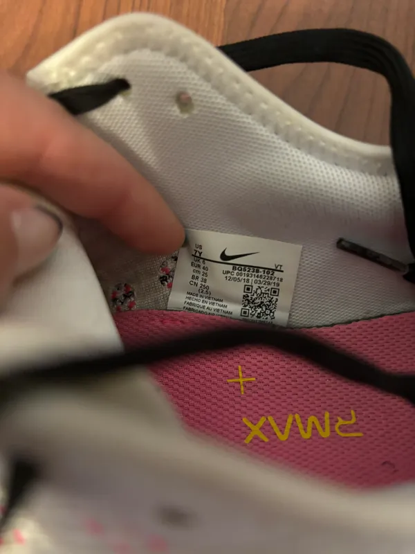 Nike Air Max Shoes - Image 2
