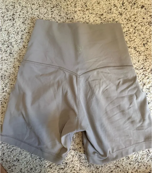 Aritzia Butter Cheeky Shorts - Image 3