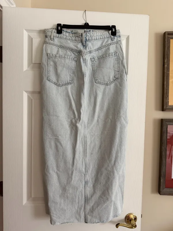ZARA Midi Denim Skirt Front Slit - Image 2