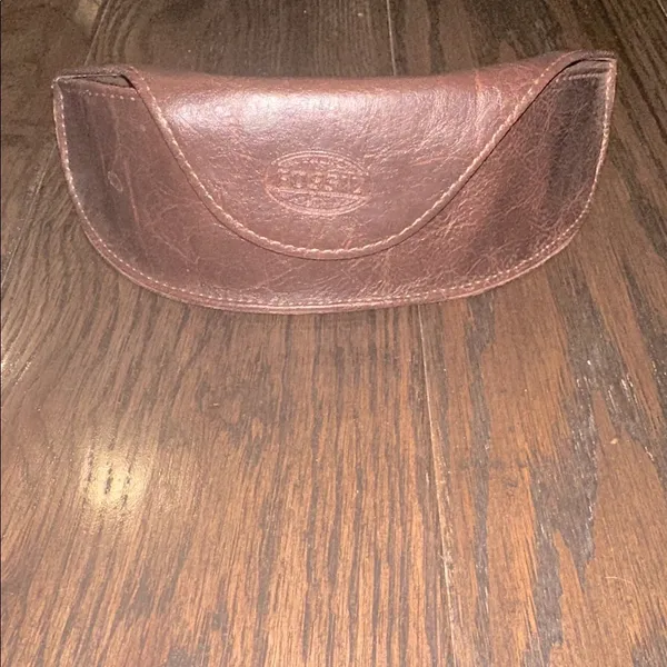FOSSIL Brown Leather sunglasses with Sunglasses Case - Image 2