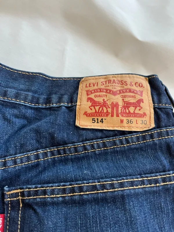 Levi’s Jeans 514 Straight Leg - Image 2