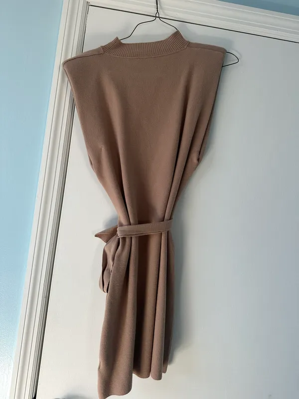 Brown Sweater Dress Size L - Image 8