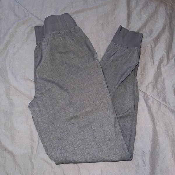 Scrub Set Cuddl Duds - Image 3