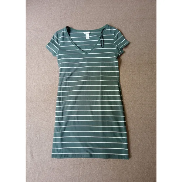 H&M Basic T-Shirt Dress Womens Green White Stripes Size Medium - Image 2