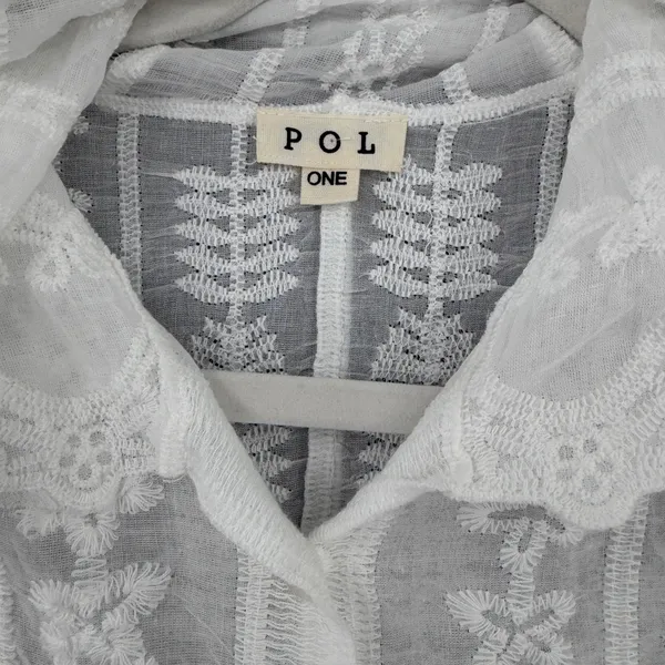 POL White Embroidered Eyelet Lace Button Front Blouse Boho Romantic Cottagecore - Image 4