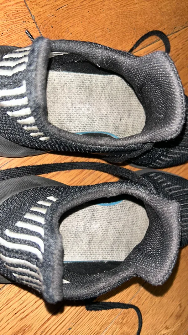 Adidas Swift Run Sneakers Women’s - Image 6