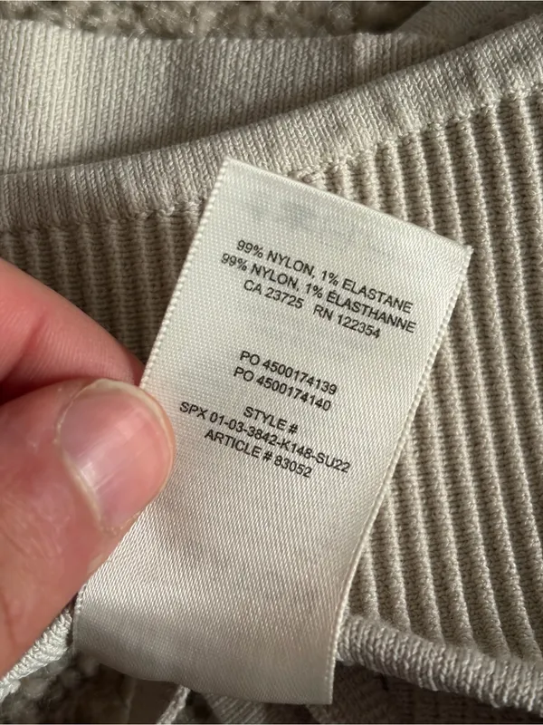 Aritzia Babaton going out summer sleeveless sculpt knit tank top size medium - Image 7