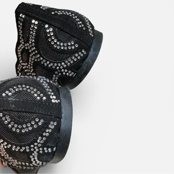 Chic Black Embellished Women's Flats Size 8 - Image 5