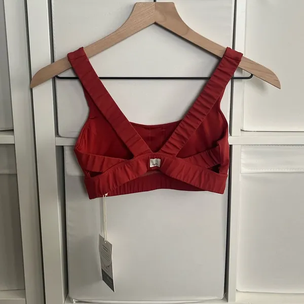 Vuori Stride Sports Bra in Poppy - Image 4