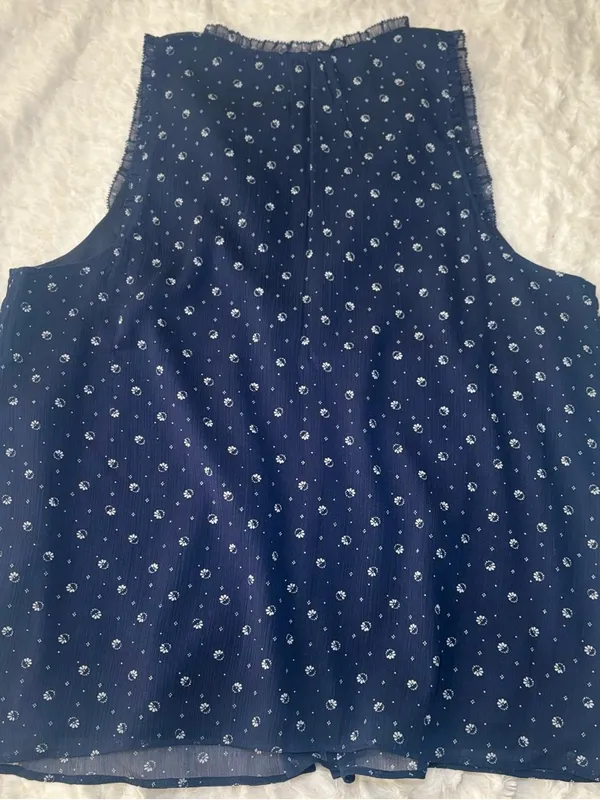 Abercrombie & Fitch Navy Blue Sleeveless Pintuck Dot Camisole - Image 3