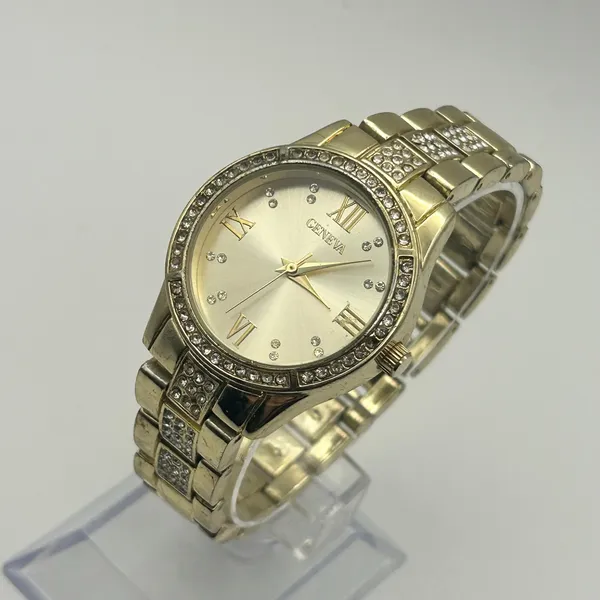 Geneva Gold Tone Crystal-accented Women’s Fashion Watch Working New Battery - Image 3