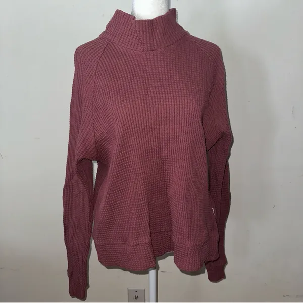 The North Face Women's Plum Turtleneck Sweater - Image 2