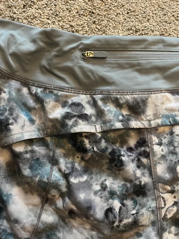Lululemon Speed Up Shorts 2.5" - Image 3