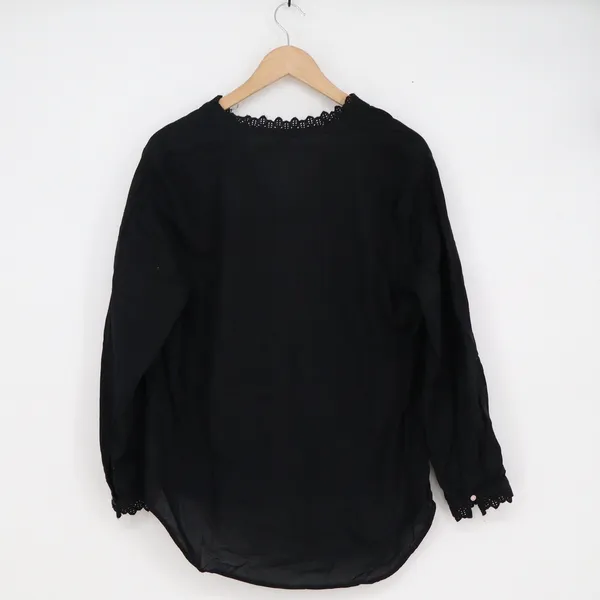 Old Navy Womens Black Eyelet Lace Trim Button Front Cotton Blouse Top Large - Image 5