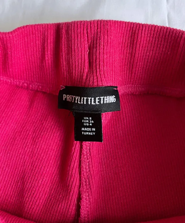 Pretty Little Thing pink shorts - Image 2