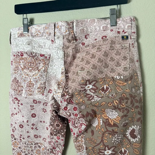 LUCKY BRAND Patchwork Pink Denim Charlie Skinny Style Jeans Pants Size 8 / 29 - Image 8