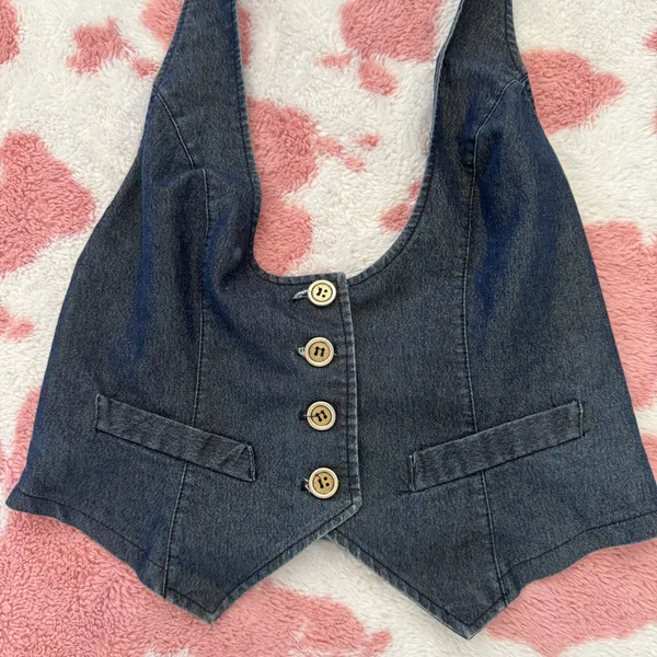 ✨ Y2K Denim Open-Back Vest Top – Ultra Flattering, Rare Find Small ✨ - Image 3