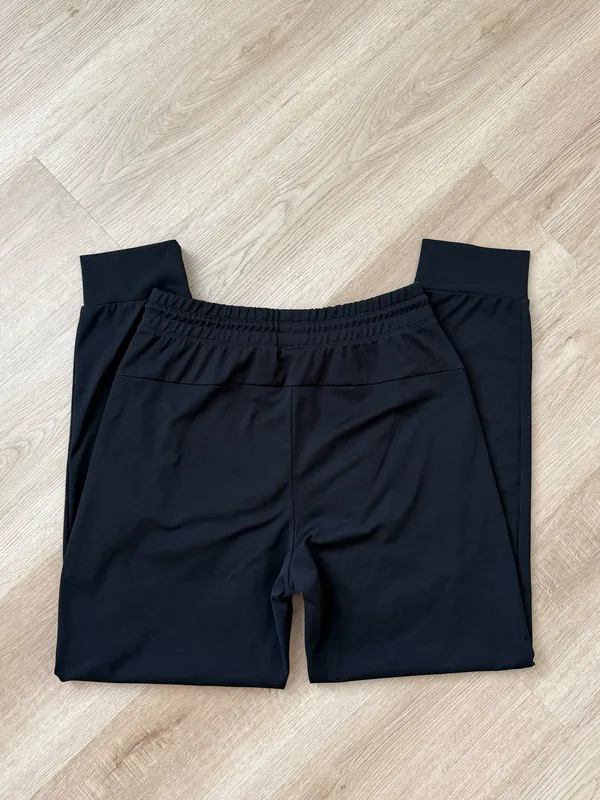 Uniqlo Ultra Stretch Active Jogger Pants - Image 5