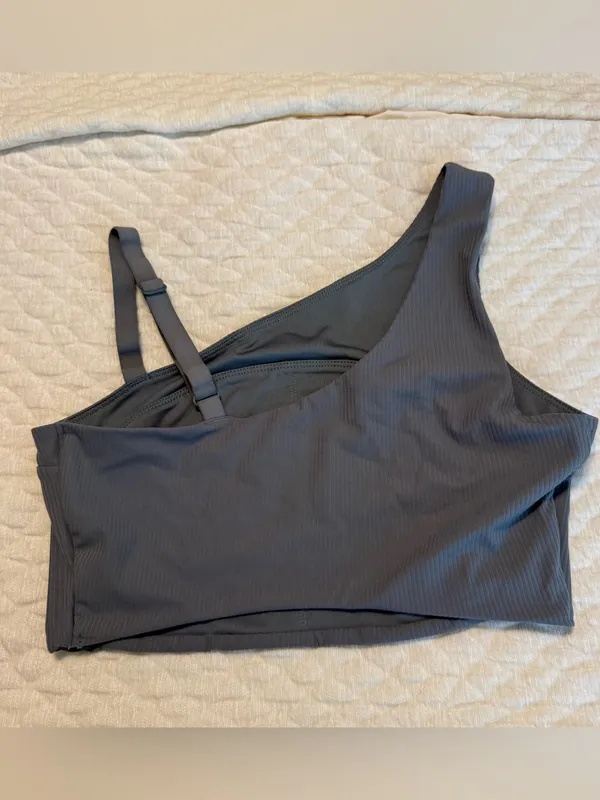 Avia Ribbed Asymmetrical Athletic Workout Top Sports Bra Size Medium Yoga Gray - Image 3