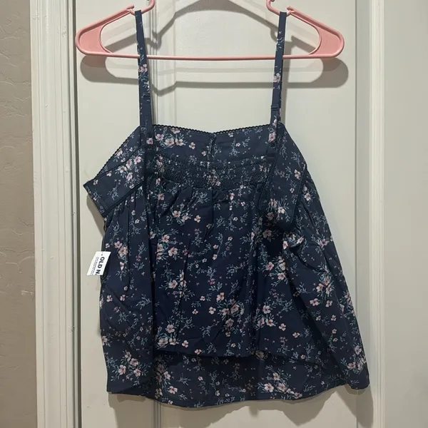 Women’s Old Navy floral camisole large NWT - Image 5