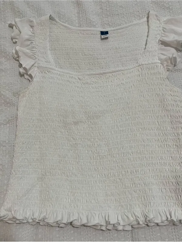 Old Navy White Smocked Square Neck Ruffle Sleeve Top Sz L Feminine - Image 2