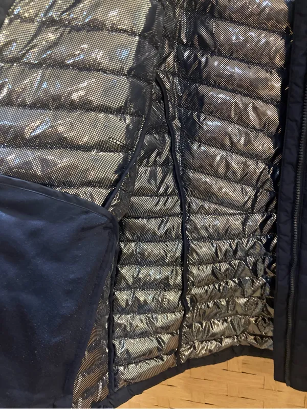 Columbia Women's Powder Lite insulated jacket Quilted Chevron EUC Large - Image 5