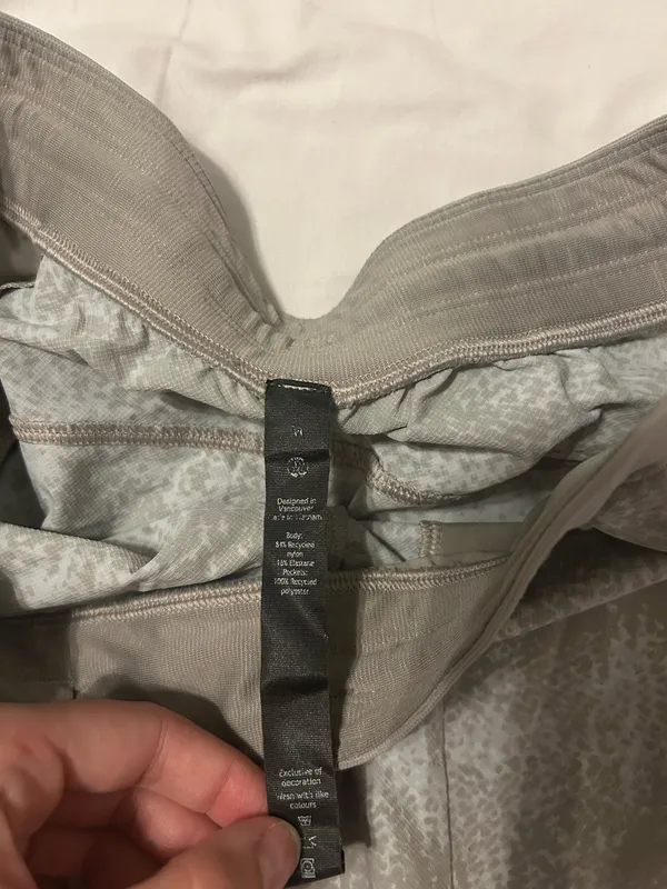 Lululemon Shorts Men’s - Image 3