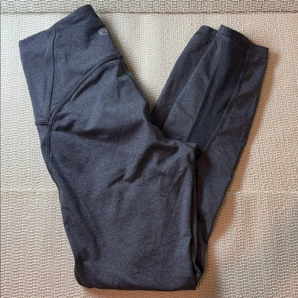Lululemon 6 Women’s Gray High-Waisted Leggings - Image 8