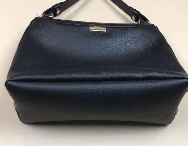 Esprit VTG Y2K Faux Leather Vegan Small Black Carry Hand Bag - Image 5