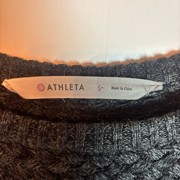 Athleta Cypress Gray Wool Blend Basketweave Knit Side Slit Sweater S - Image 3