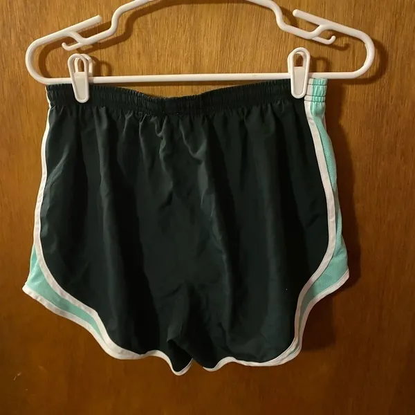 Nike  dry running shorts - Image 2