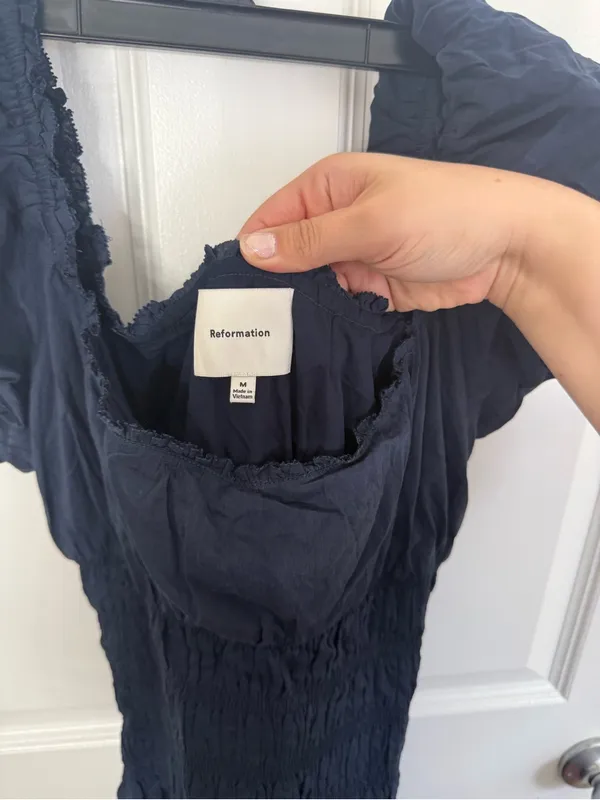 Reformation Riva Shirred Midi Dress in Midnight Blue M - Image 5