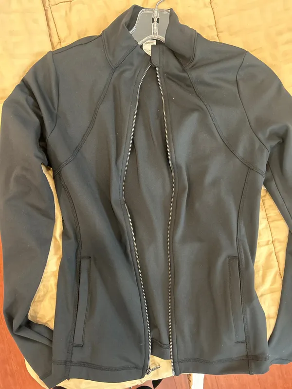 Gilly Hicks Workout Jacket - Image 4