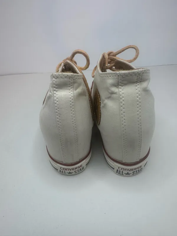 Converse All Stars High Top Sneakers Size 9 - Image 4