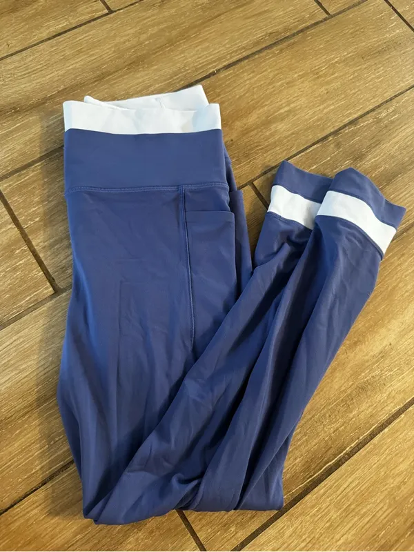 Athleta Navy Leggings with Contrast Waistband - Image 6